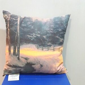 Thomas Kinkade Winter Glen Indoor Decorative Pillow, New With Out Tags, 17"x17"